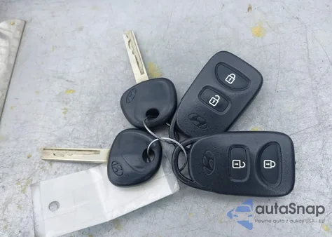 2012 Hyundai Accent Gls z USA, uszkodzony, nr VIN KMHCU4AE0CU127102